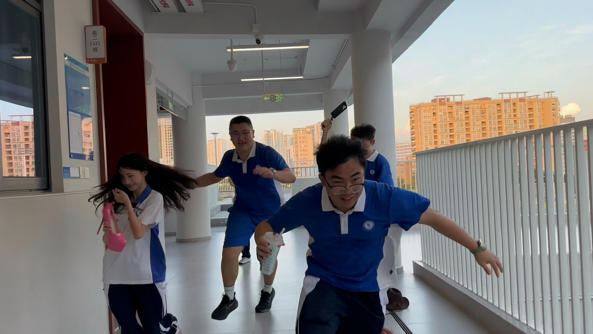 你说你有点难追～