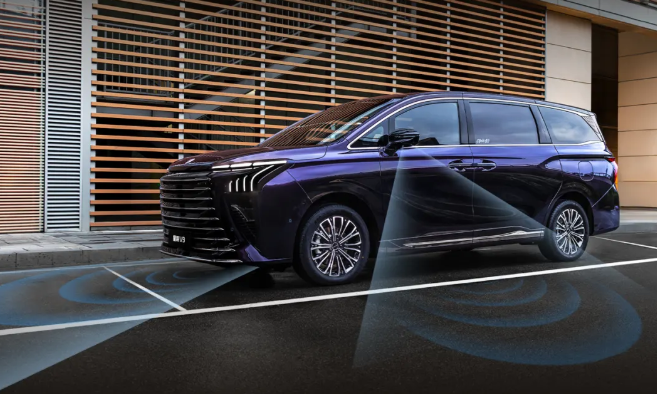 2027 款东风风行星海 V9 上市，超级置换价 16.99 万起网友怎么看