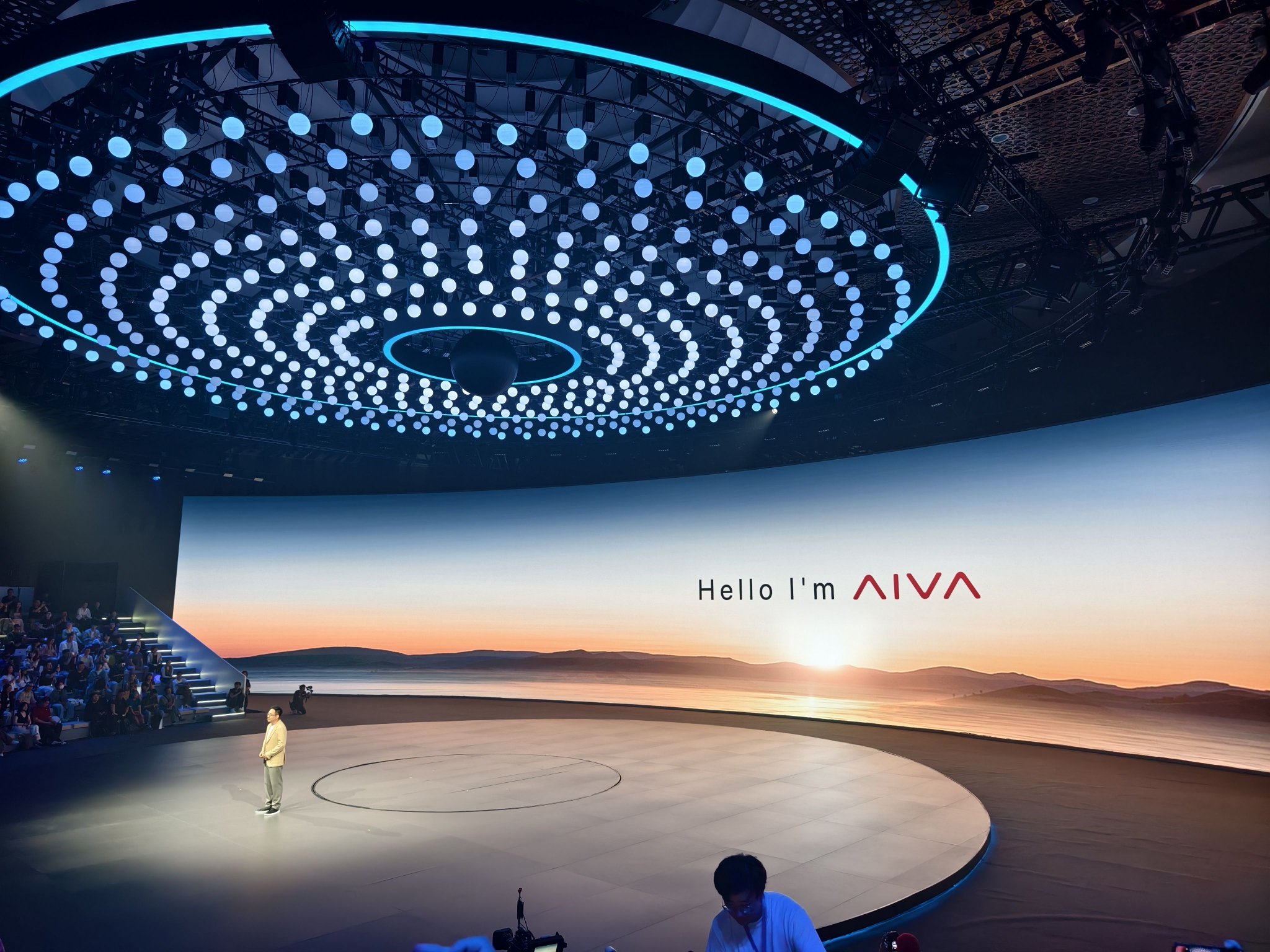 赛豆科技发布 AIVA 品牌，总裁李博解释品牌命名和 LOGO 寓意